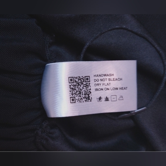 Cider Black Mesh Top Size Large Sheer Back Long Sheer Sleeves With Ruching - Picture 8 of 10